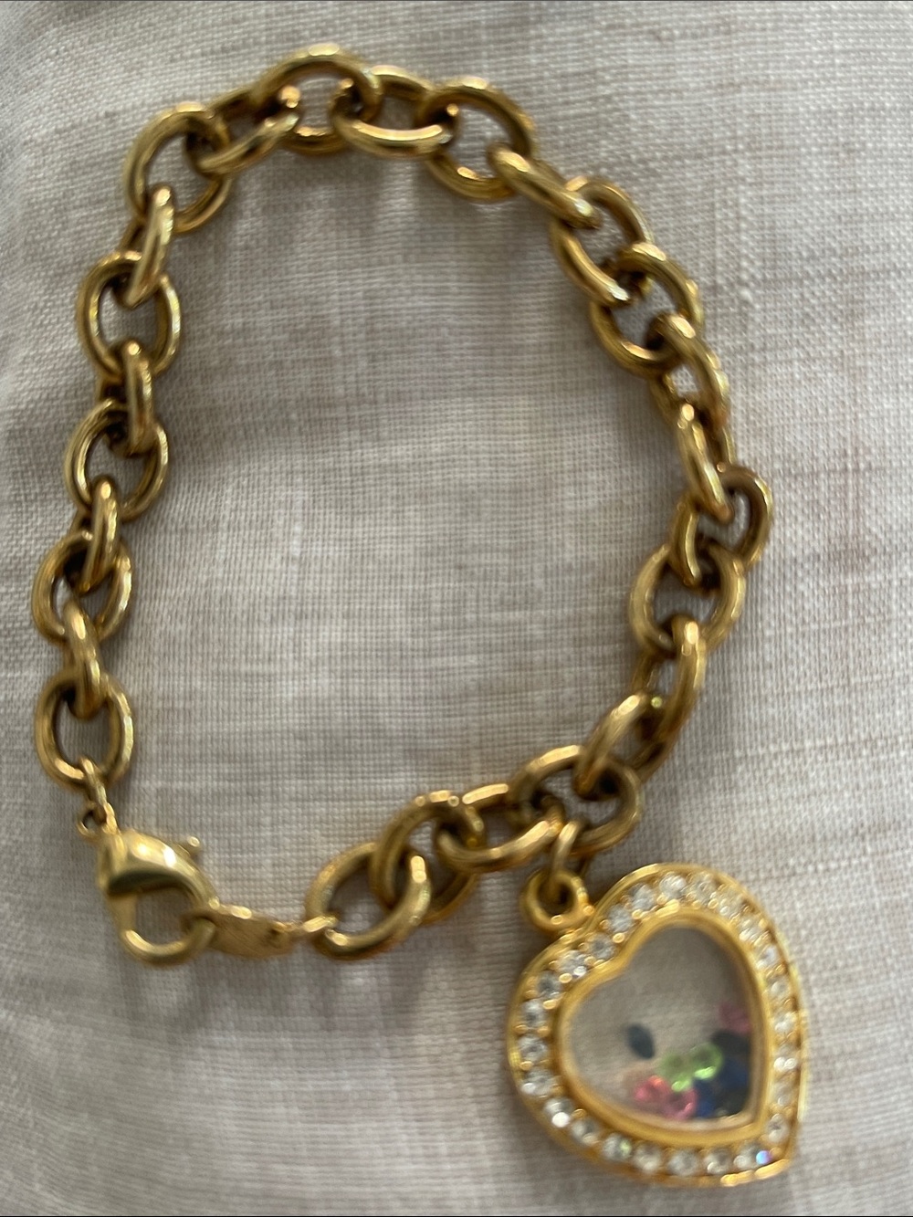 Vintage AVON Bracelet.